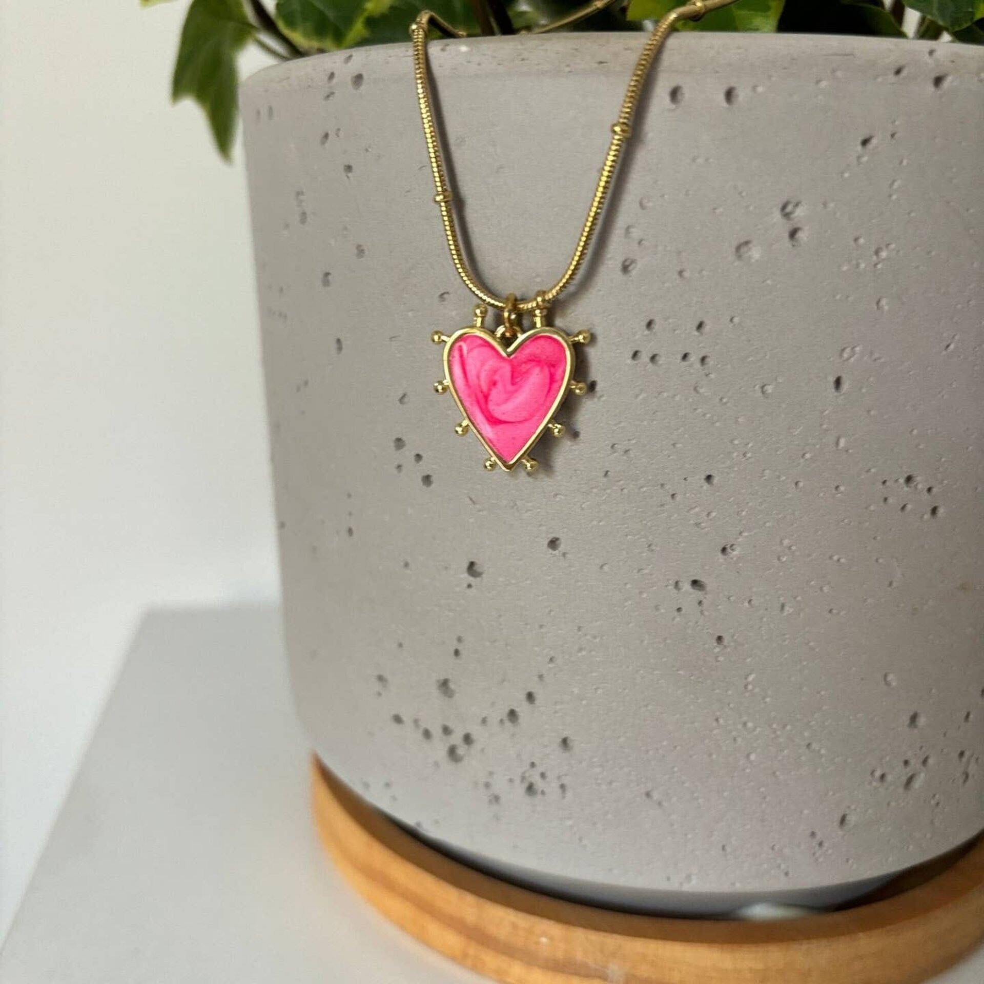 Collar fucsia corazón - 2